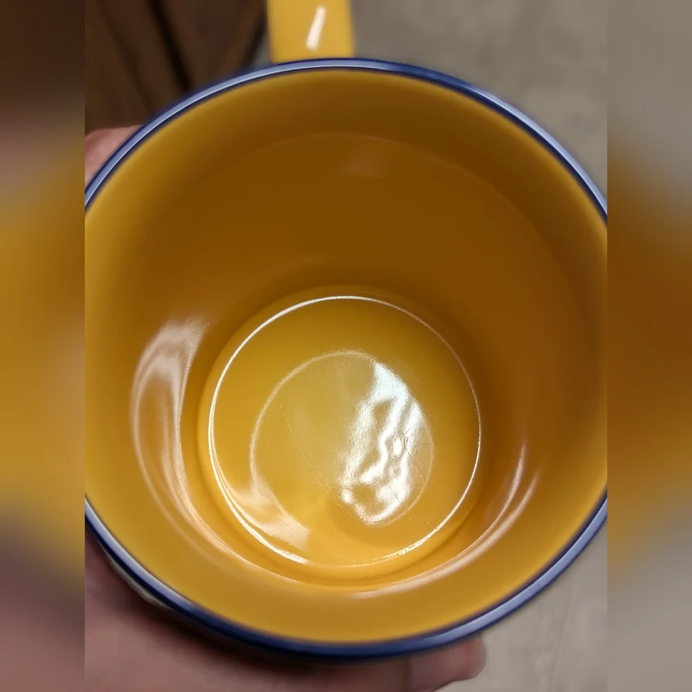 Disney Store Pinocchio yellow movie poster coffee tea mug